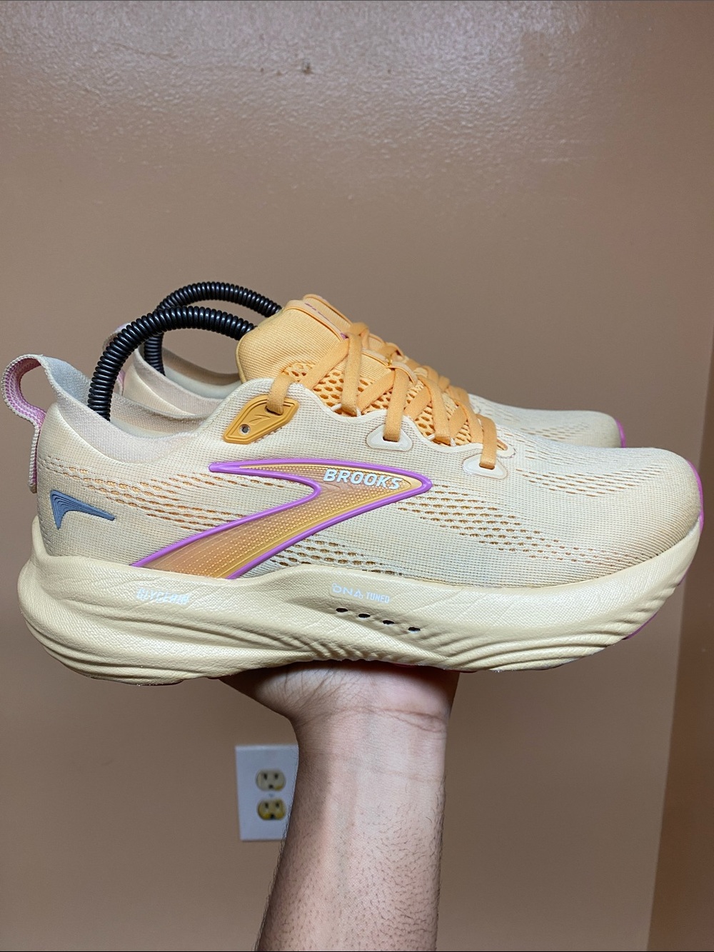 Brooks Glycerin 22 Women's Running Sneakers “Sherbert/Apricot/Pink” Size 9 - Picture 1 of 17
